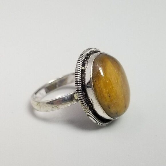 Vintage Brown Tigers Eye Oval Cabochon Ring, Size 7 Silver Tone Bezel Set Band - Picture 4 of 8